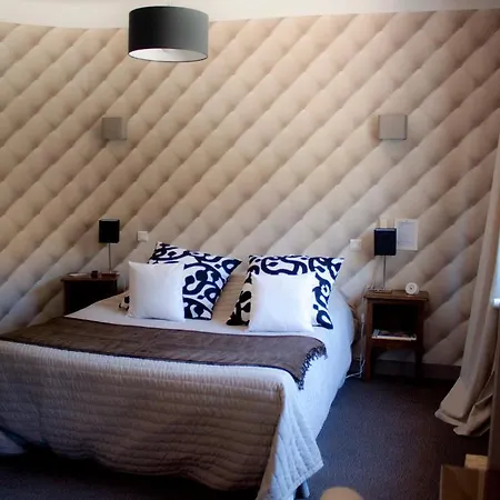 Hotel Logis La Magnanerie - Cote Bistro Aubignosc